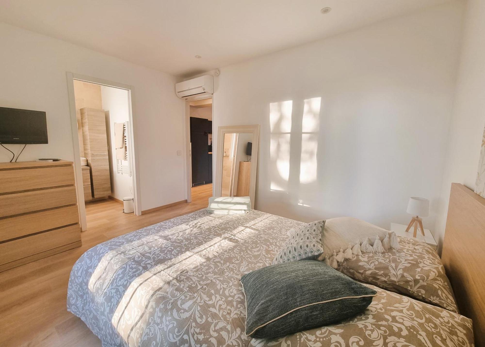 Superbe Appartement Terrasse Et Parking Prive 쎙뜨호뻬 외부 사진