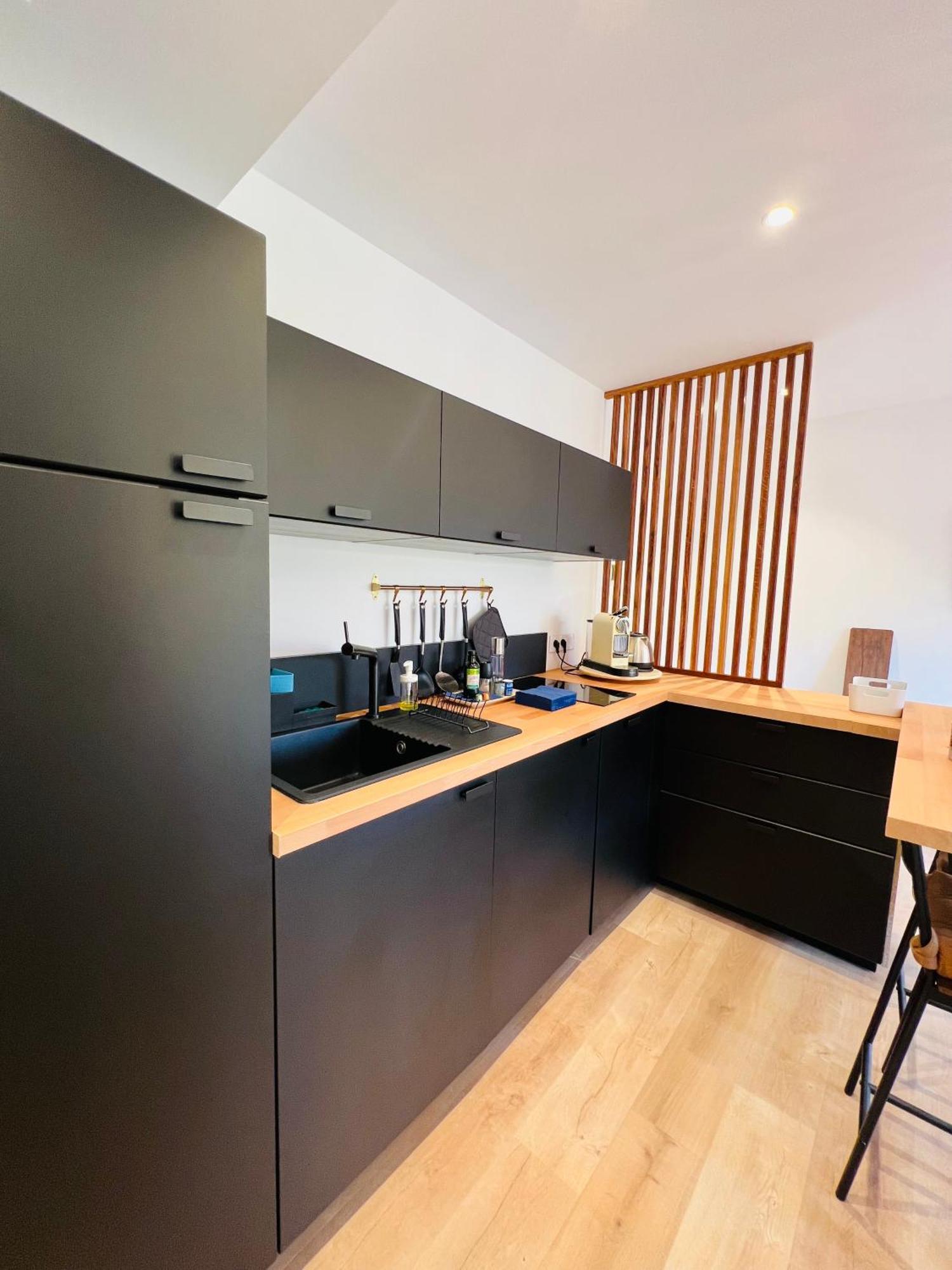 Superbe Appartement Terrasse Et Parking Prive 쎙뜨호뻬 외부 사진