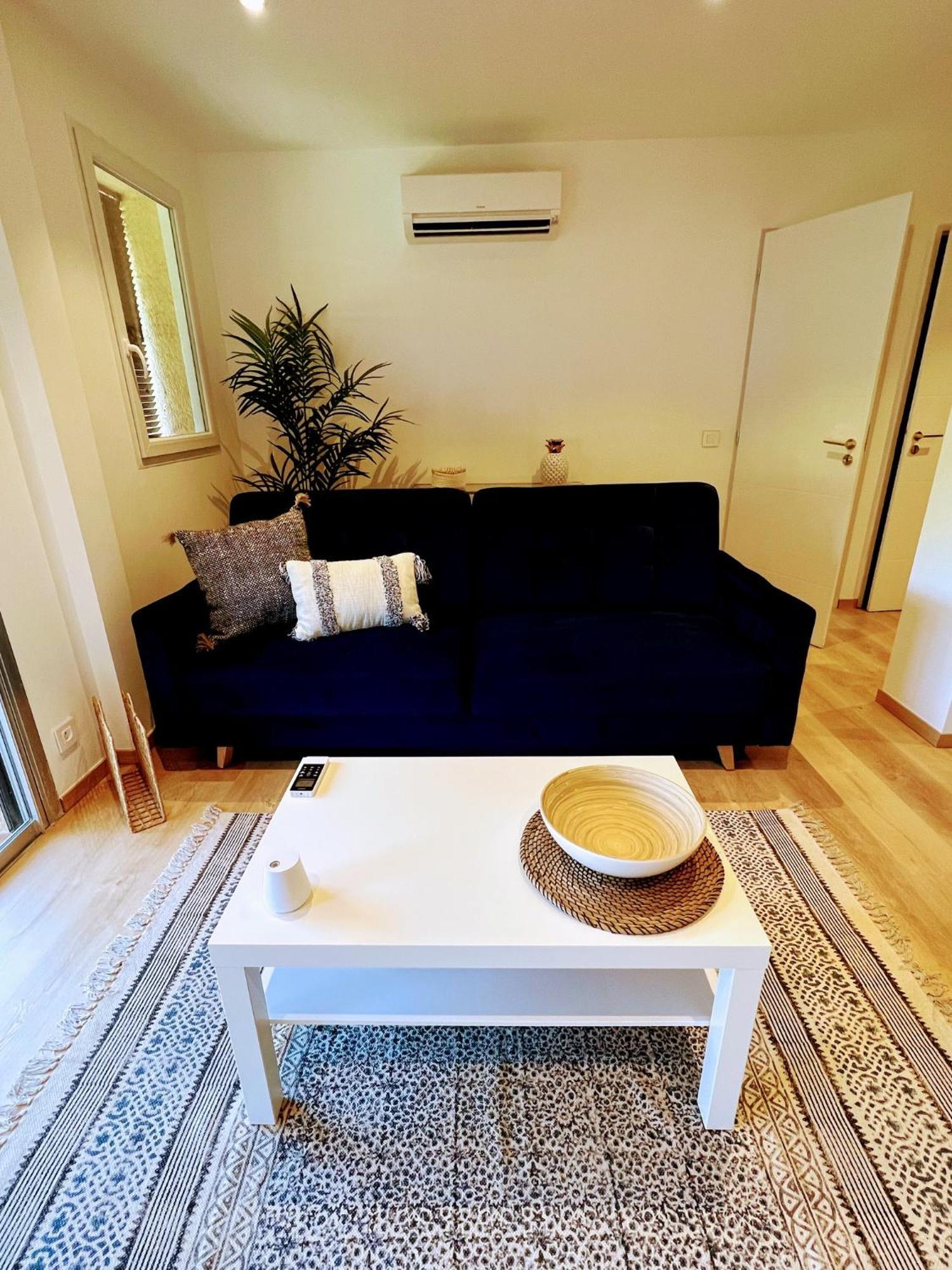 Superbe Appartement Terrasse Et Parking Prive 쎙뜨호뻬 외부 사진