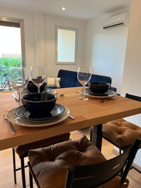 Superbe Appartement Terrasse Et Parking Prive 쎙뜨호뻬 외부 사진