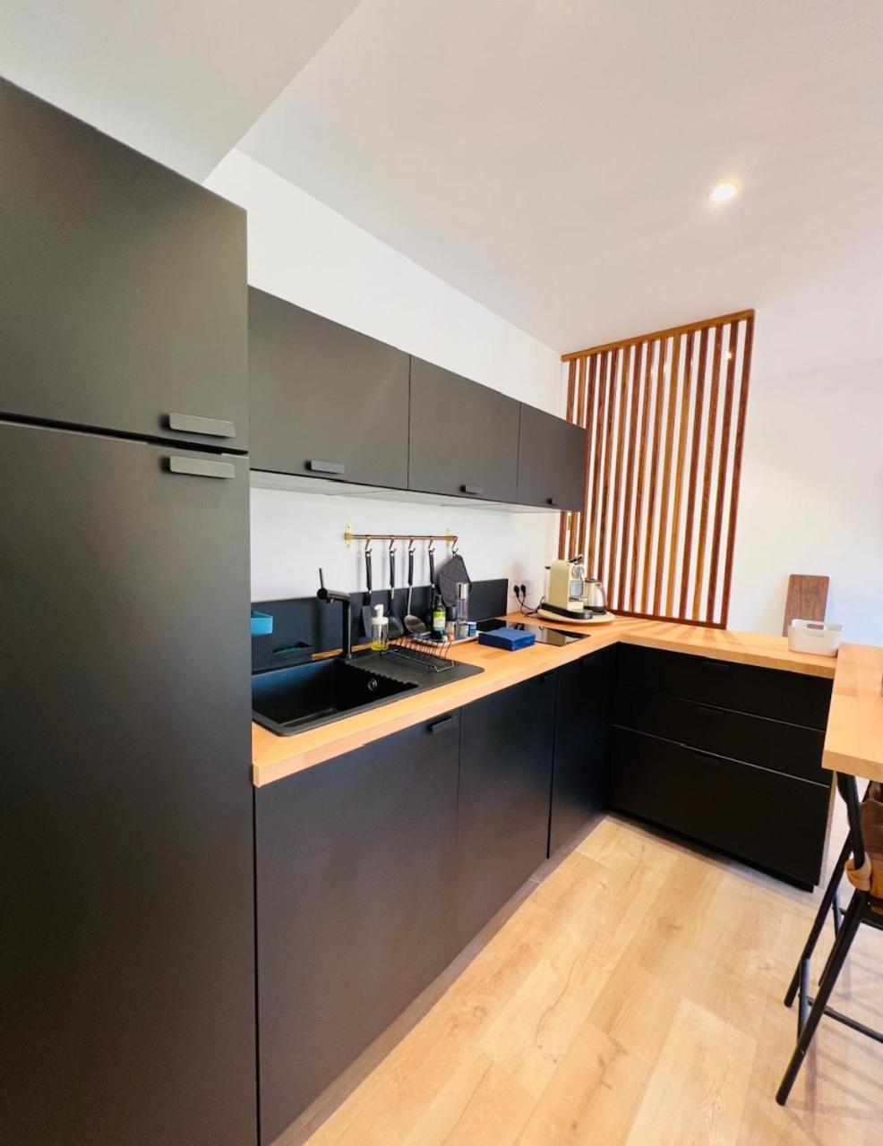 Superbe Appartement Terrasse Et Parking Prive 쎙뜨호뻬 외부 사진