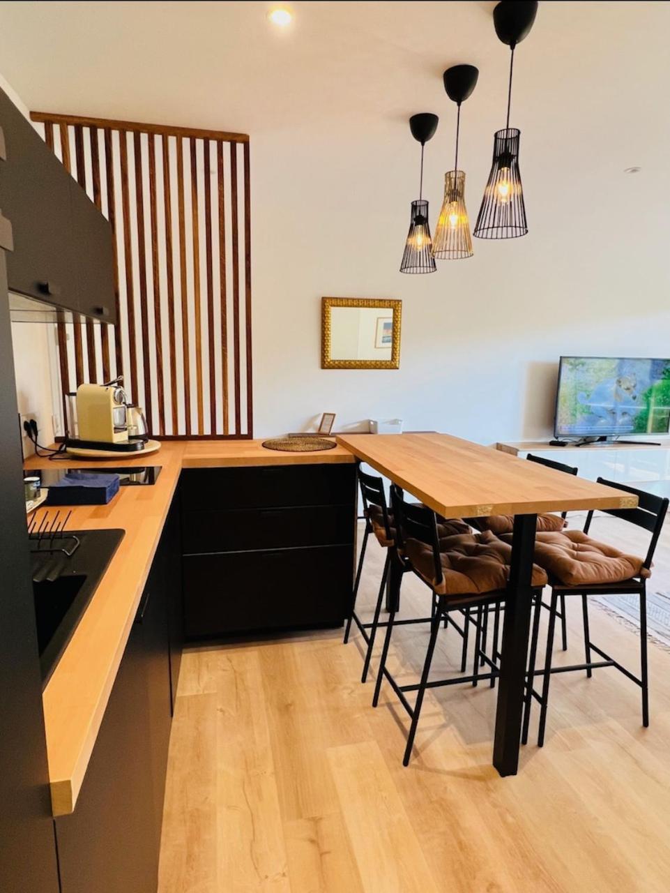 Superbe Appartement Terrasse Et Parking Prive 쎙뜨호뻬 외부 사진